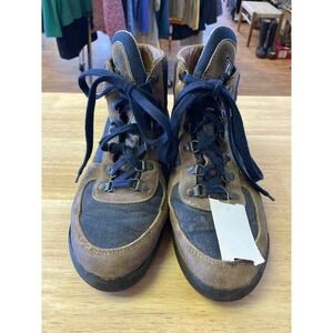 9 vasque Men's Shoes